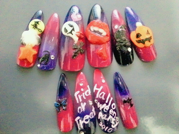 ハロウィンVAMPSネイルチップ作ってもろた♪