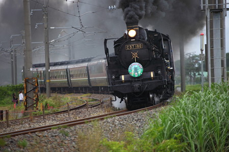 C57-180快速「SL山形DC架け橋号」３