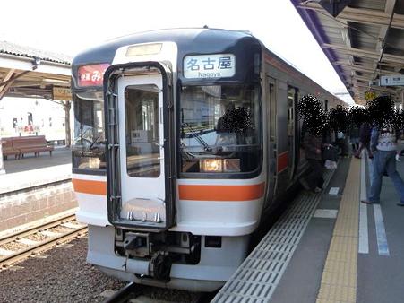 100330 伊勢市駅→津駅 (6)