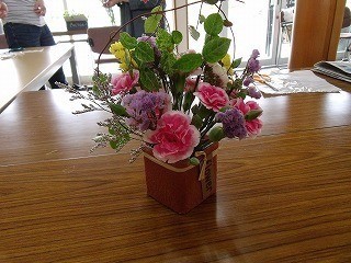 フラワーアレンジほかの方作品20120630 (4)