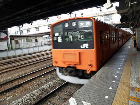 201系(八王子駅)