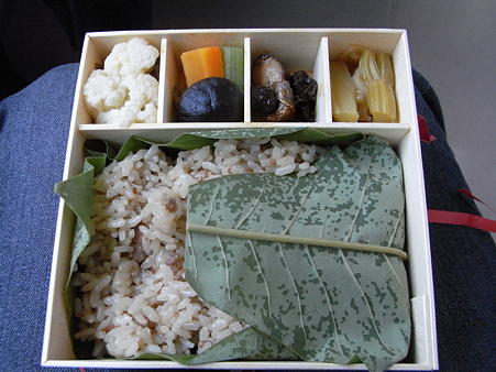 駅弁(元気甲斐)3