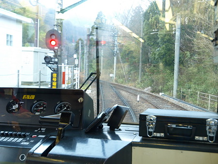 箱根登山電車の車窓(彫刻の森駅)