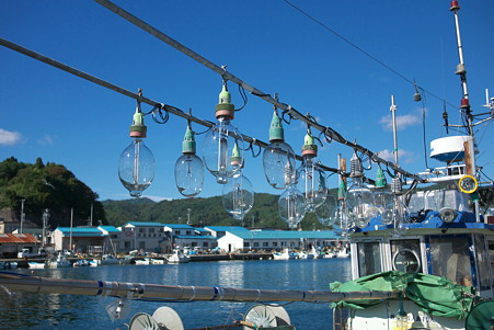 2010.10.29　山田町　山田港　イカ釣り漁船