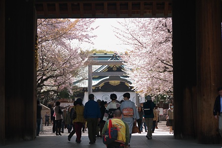 2011.04.11　靖国神社　拝殿