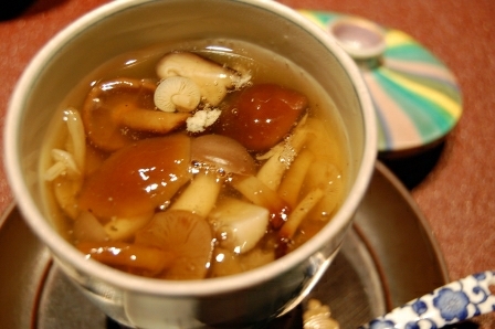 含肴