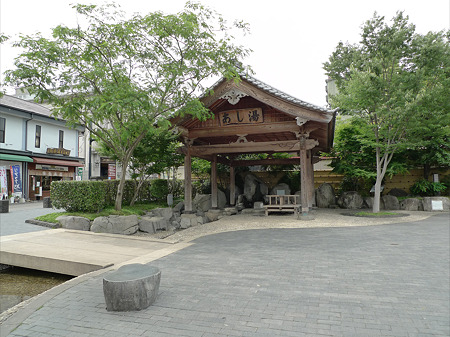 山鹿温泉(1)湯の端公園のあし湯