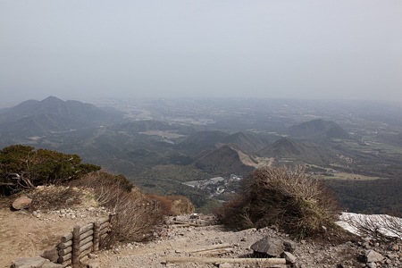 c-110506-093045