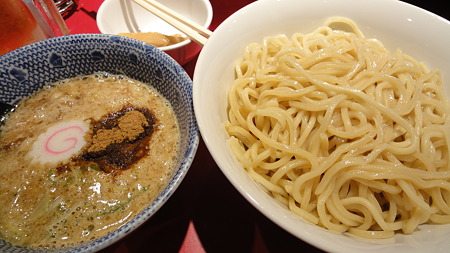 亀戸駅東口のラーメン屋で晩御飯